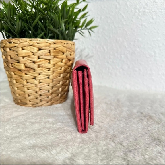 Authentic Prada wallet - Picture 4 of 7